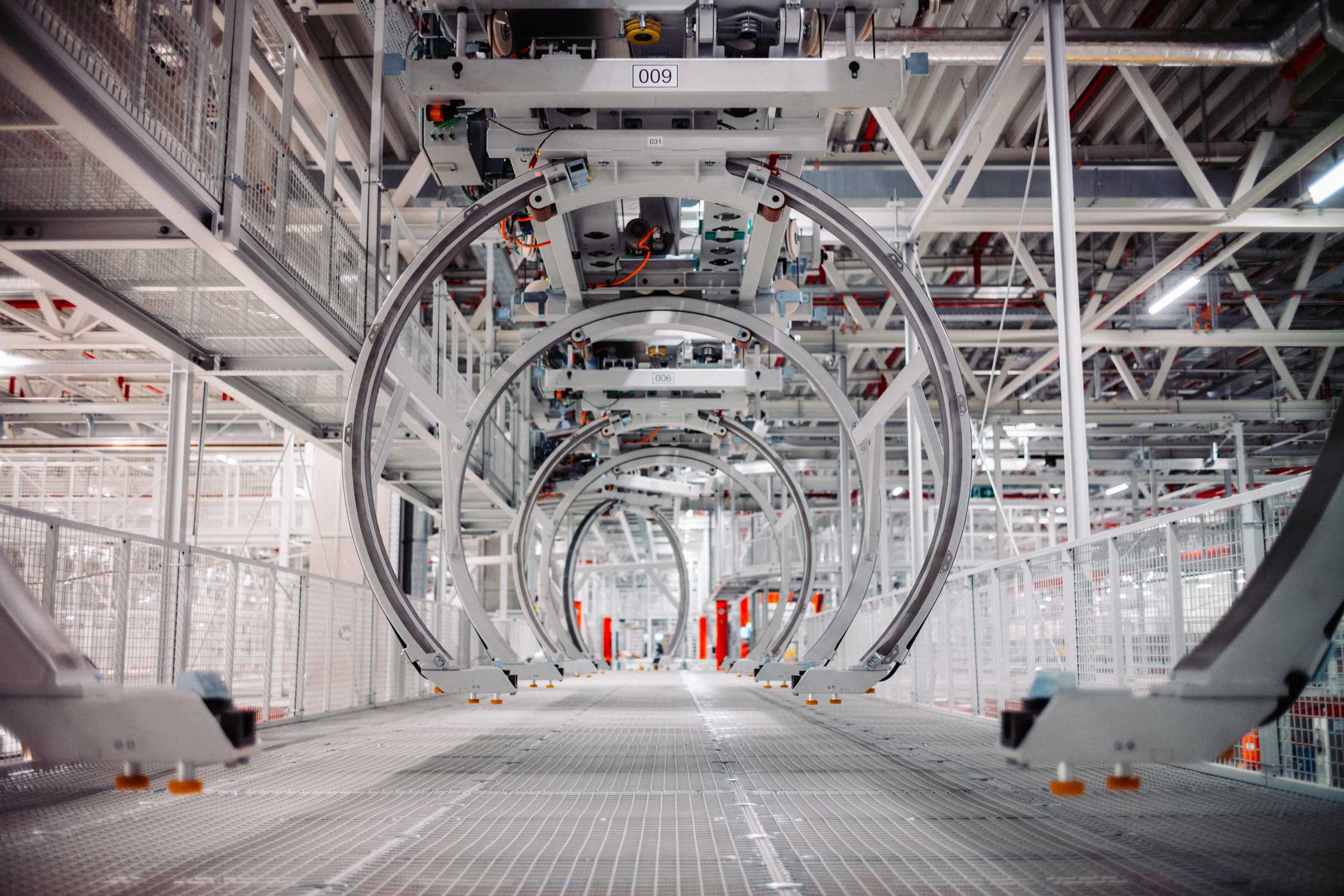 Warm-up for Neue Klasse at BMW Group Plant Munich: Functional checks of new production equipment successfully completed