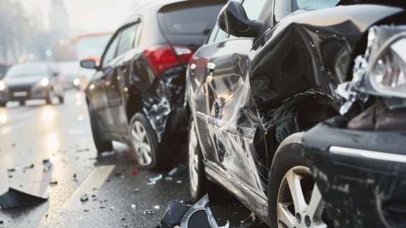 Het gebruik van lachgas is een dodelijk wapen wanneer je rijdt &copy; Yayimages