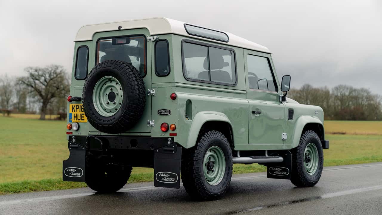 De laatste Land Rover Defender Heritage: een erfgoed dat op het punt staat van eigenaar te veranderen.