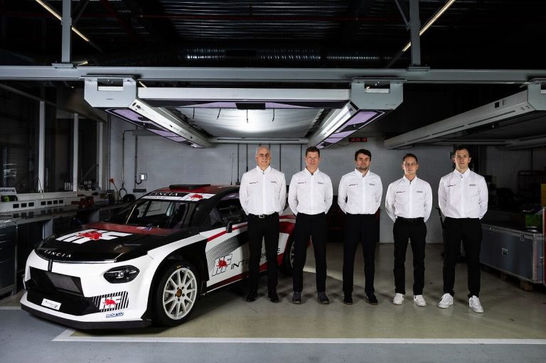 Lancia maakt zijn grote terugkeer in de rally met Yohan Rossel achter het stuur.