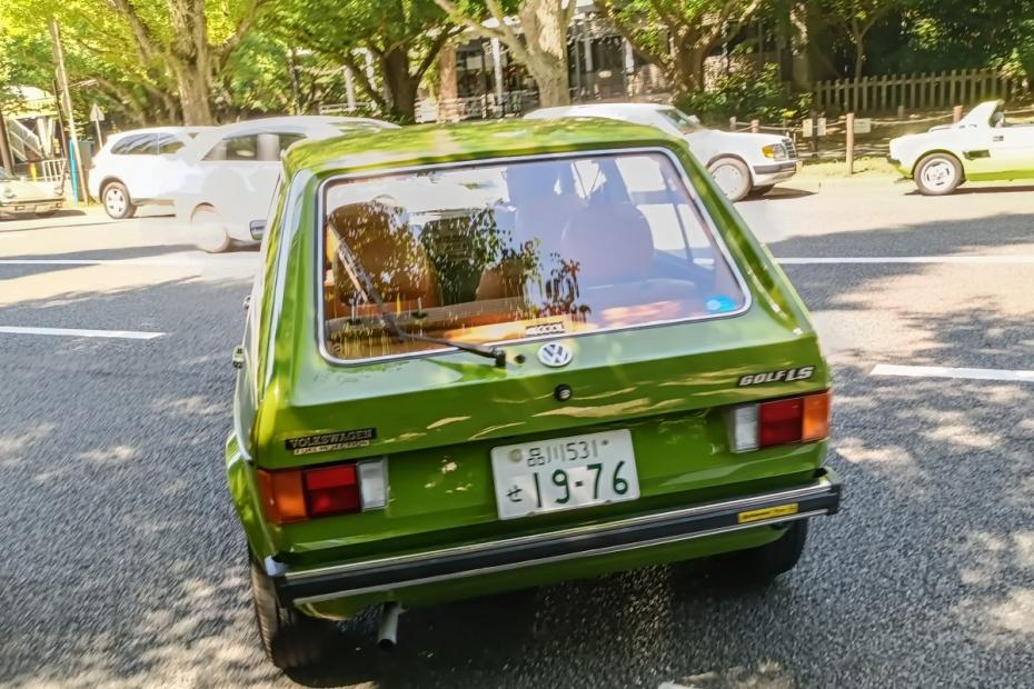 Volkswagen Golf LS 1976: een halve eeuw geschiedenis in pistachegroen