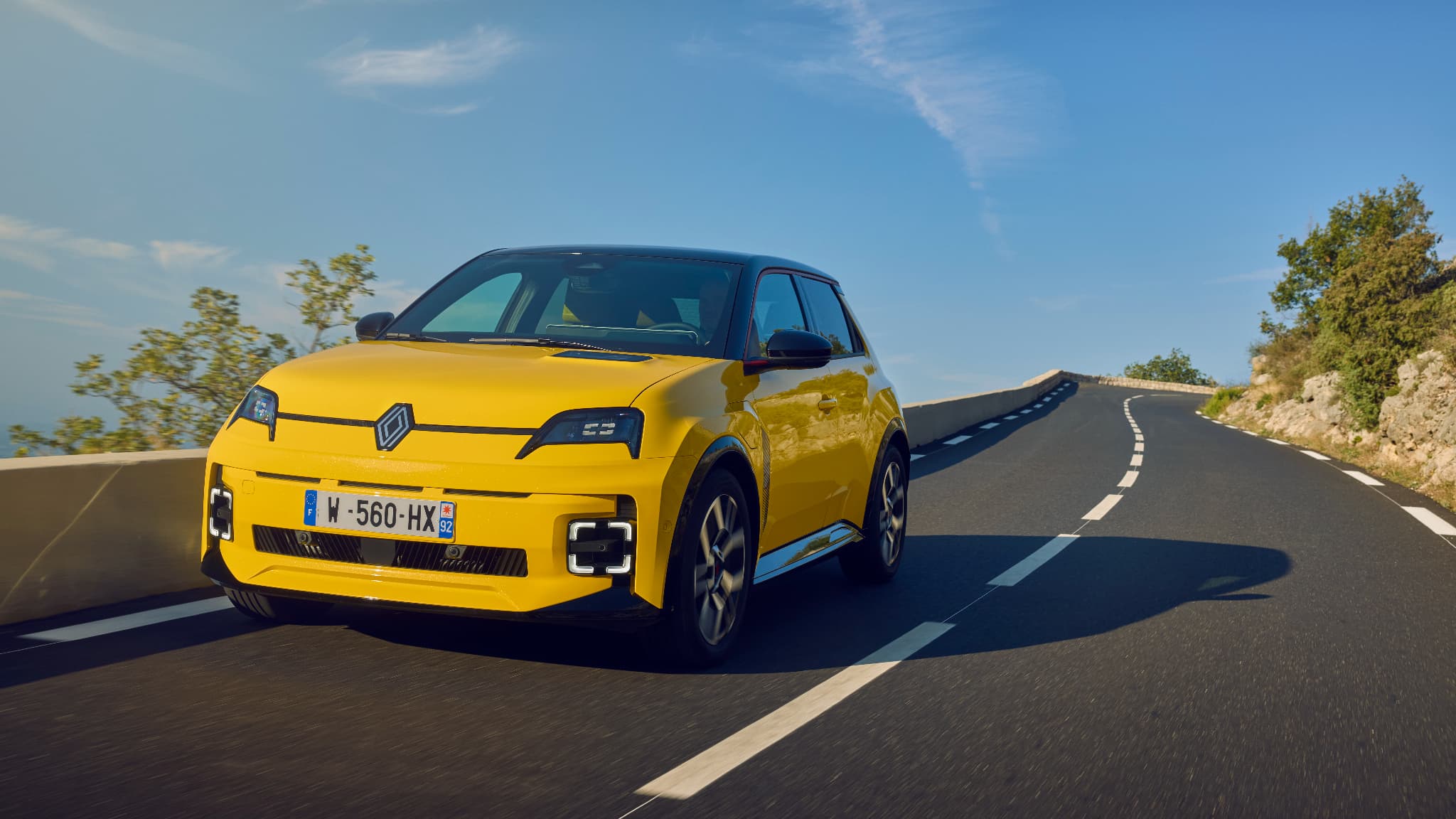 De Renault 5 verslaat de elektrische concurrentie in Frankrijk in 2025.