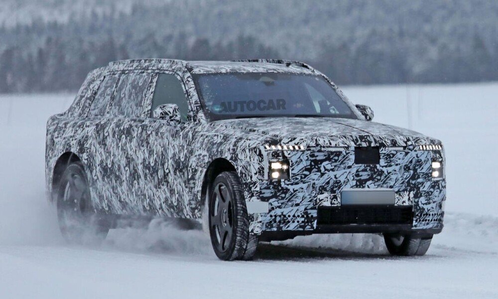 Volgende generatie Rolls-Royce Cullinan Electric prototype gespot tijdens …