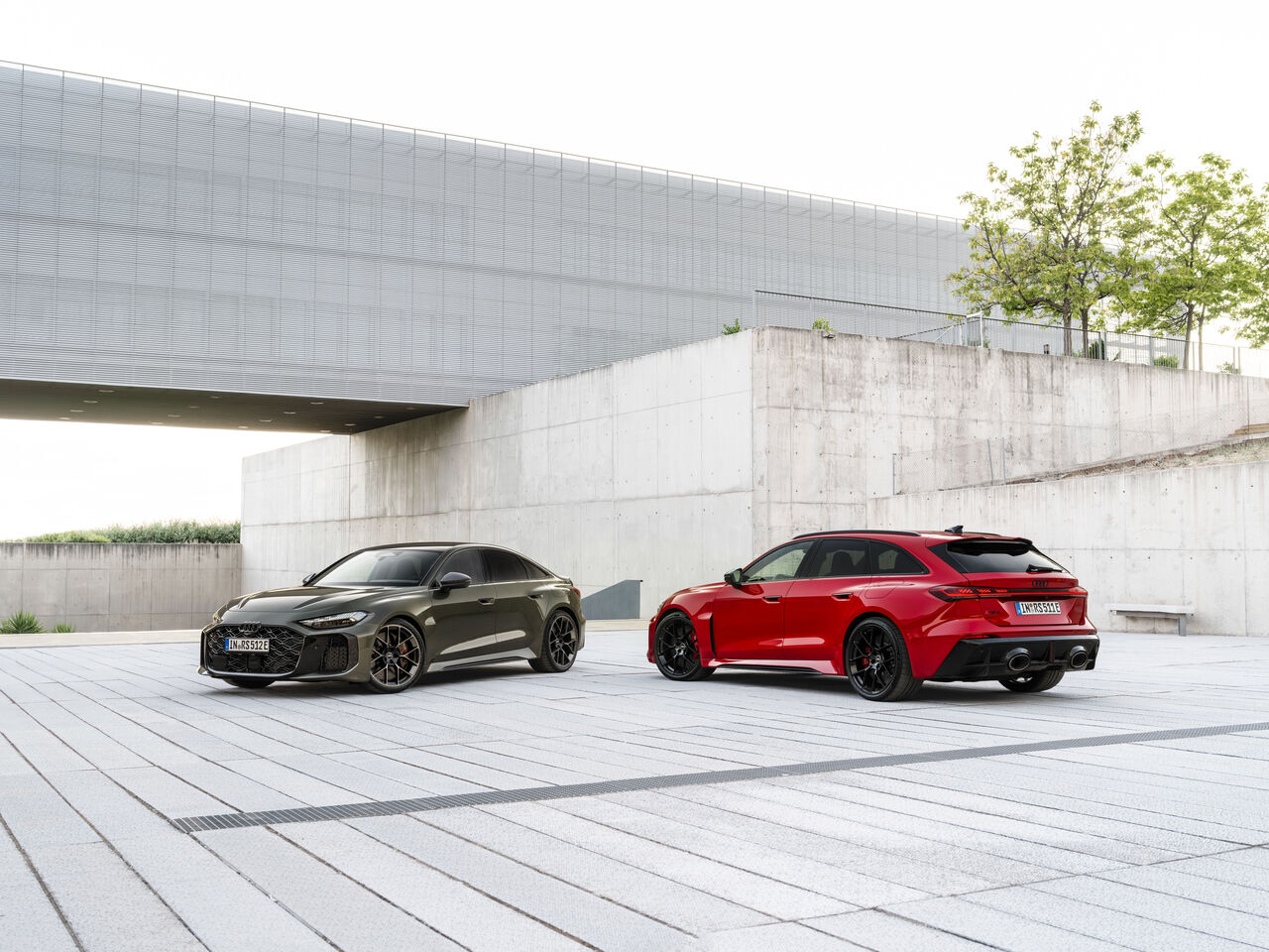 Audi RS 5: Een Nieuwe Tijdperk van Hybride Prestaties