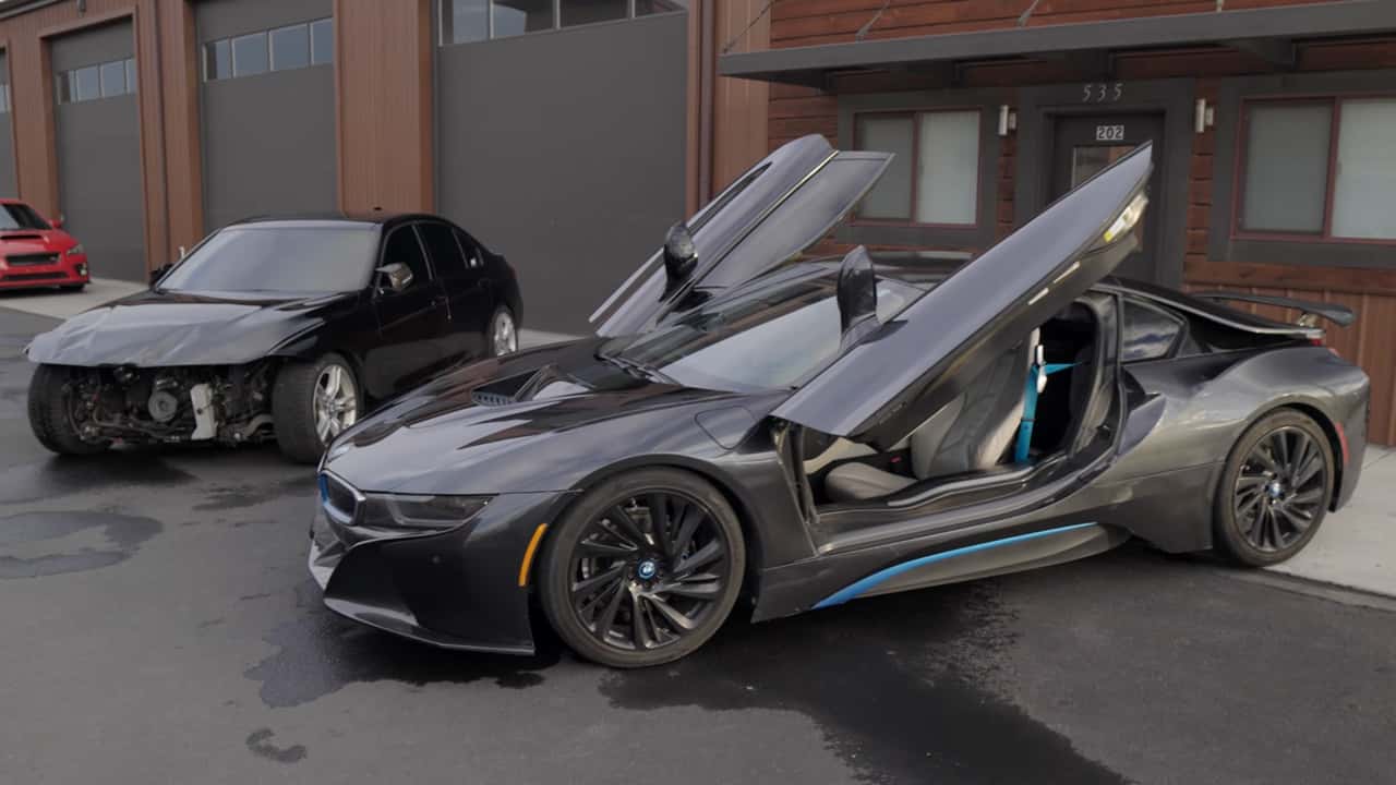 BMW i8 Transformatie: Een Dappere Stap om de Erfenis te Herstellen