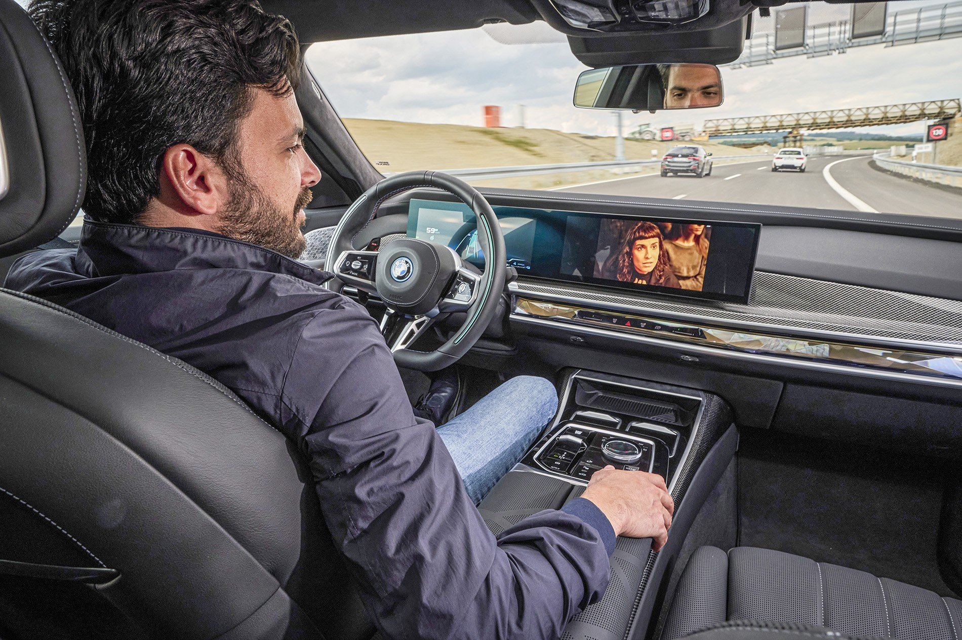 BMW en Mercedes: Een strategisch keerpunt in autonoom rijden