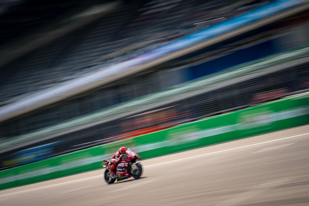 Marc Márquez: tussen vallen en uitdagingen, een terugkeer onder druk