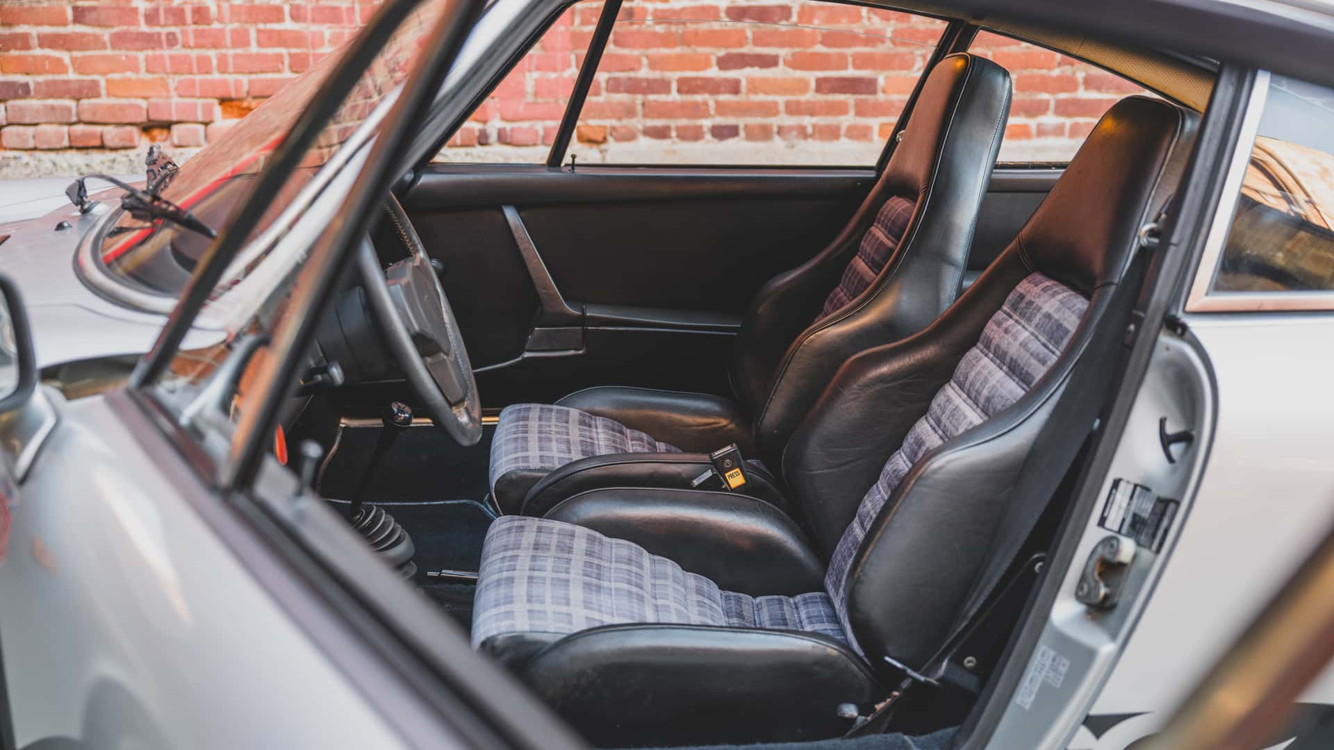 Porsche 911 Carrera 2.7 MFI : een zeldzaamheid op de veiling