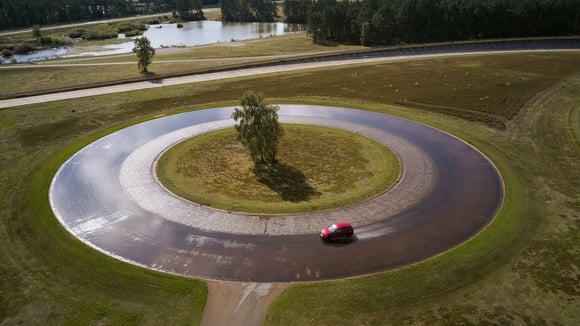 Zomerbanden: Michelin en Bridgestone in moeilijkheden door concurrentie