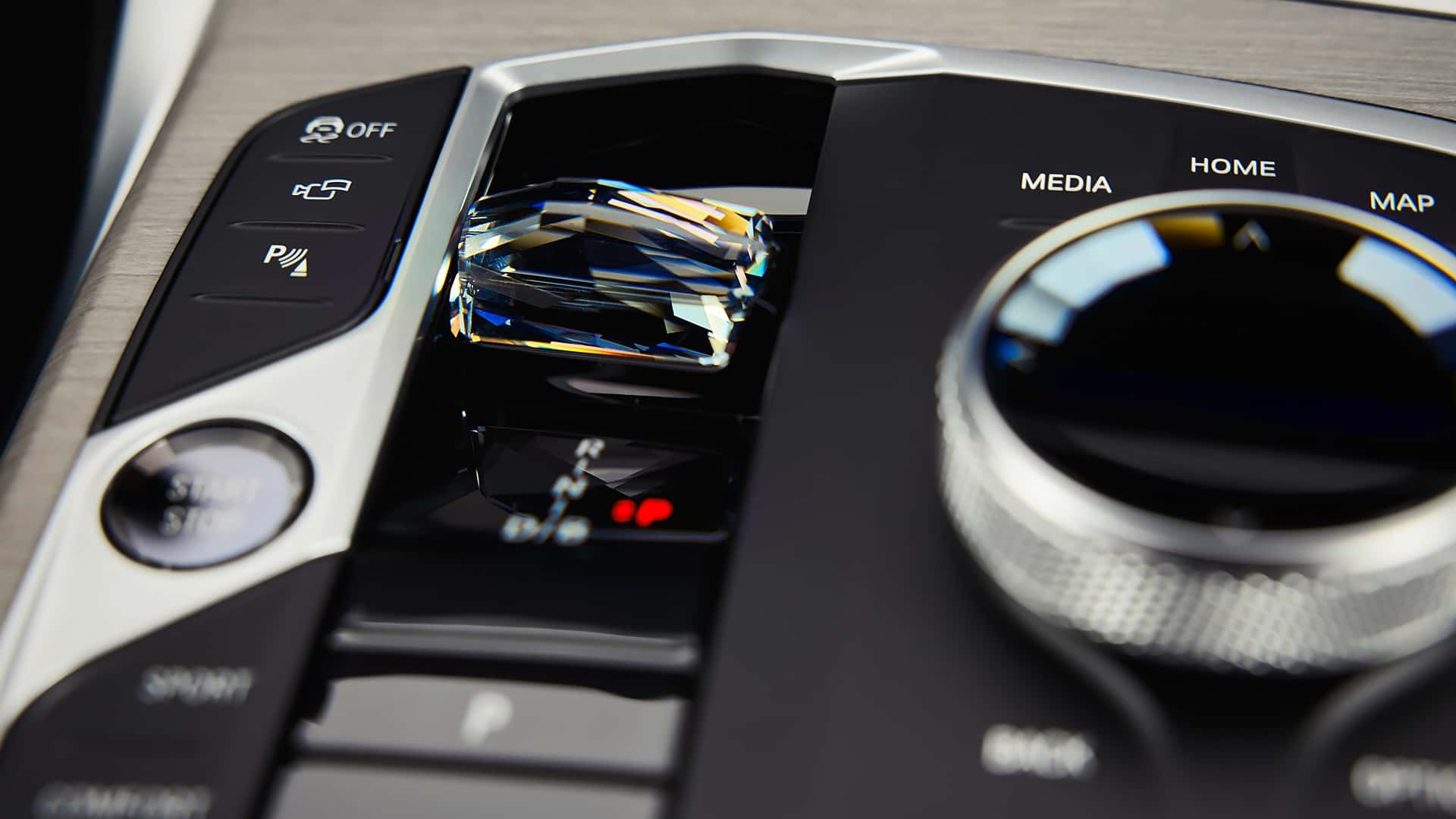 Autodesign: Wanneer esthetiek technologie verbergt