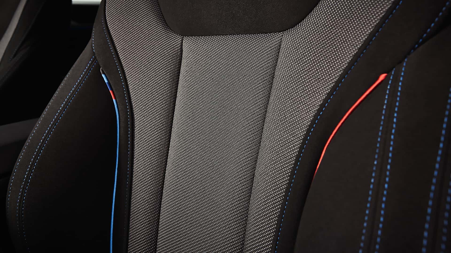 Autodesign: Wanneer esthetiek technologie verbergt