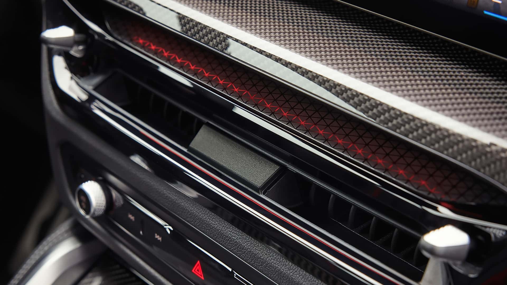 Autodesign: Wanneer esthetiek technologie verbergt