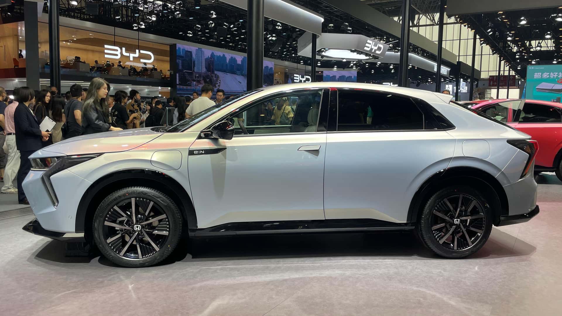 Honda Insight Transformeert tot Elektrische Crossover en Keert Terug op de Markt