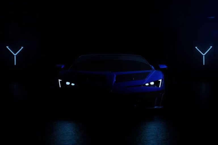 Lamborghini Fenomeno Roadster: de stier toont zich zonder dak in Imola