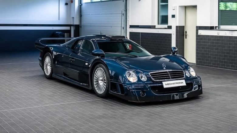 Unieke Mercedes CLK GTR in nachtblauw: de enige fabrieksorigine