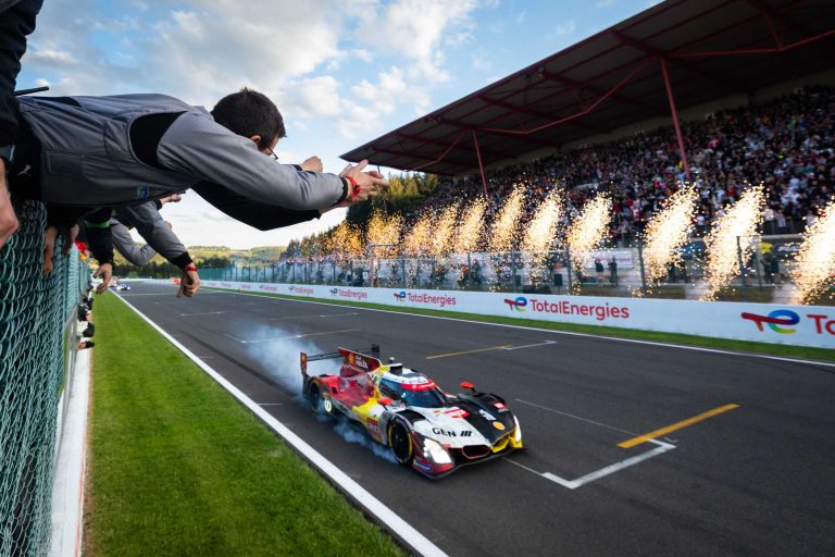 BMW M Team WRT doorbreekt vloek met historische zege en dubbel op Spa