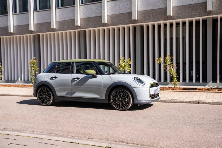 MINI Cooper krijgt unieke Britse twist van Paul Smith