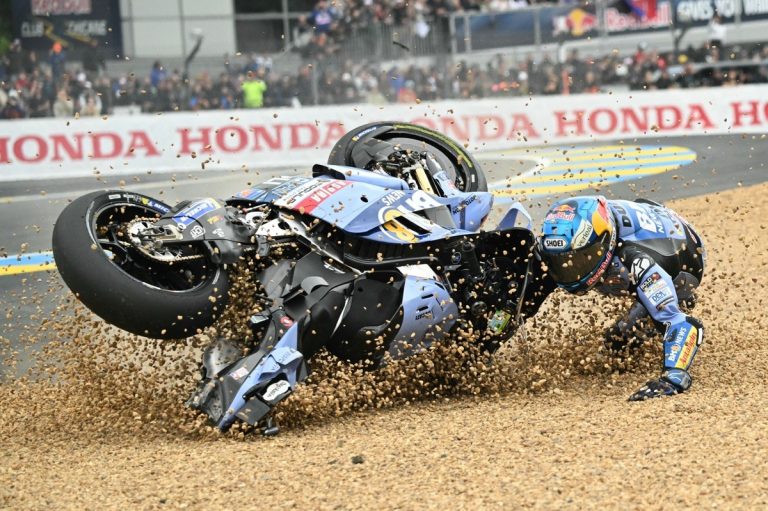 Álex Márquez verklaart bizarre valpartij op Le Mans: 'Domme fout kost…