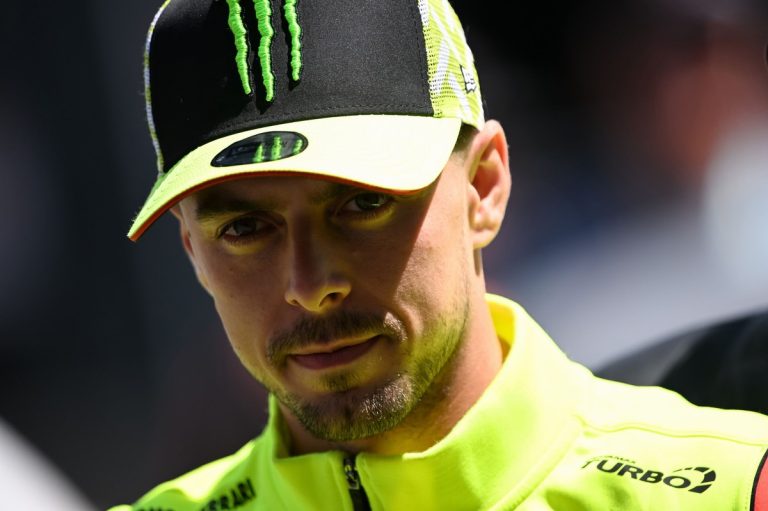 MotoGP Frankrijk: Di Giannantonio ontsnapt ternauwernood aan crash met…