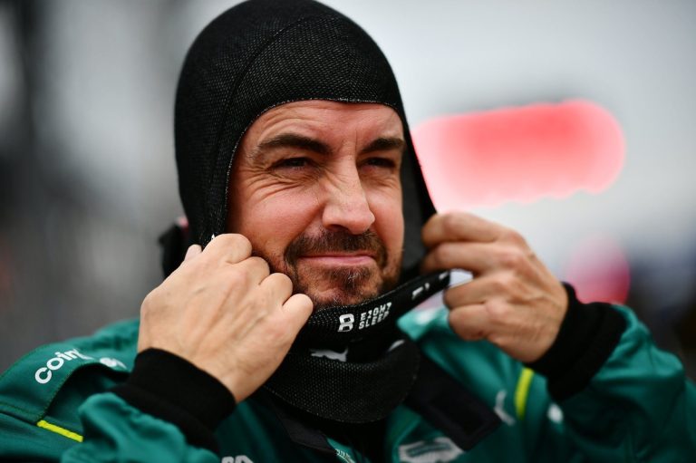 Aston Martin zet in op betrouwbaarheid, Alonso begrijpt de strategie