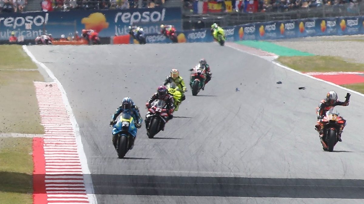 KTM ontkent collectieve technische problemen na chaos in Barcelona