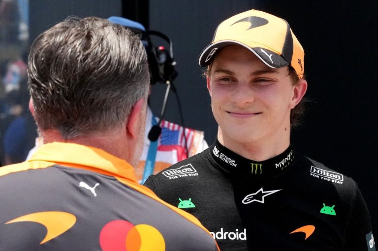 Piastri reageert op Red Bull-geruchten: 'Vleierij, maar geen gesprekken'