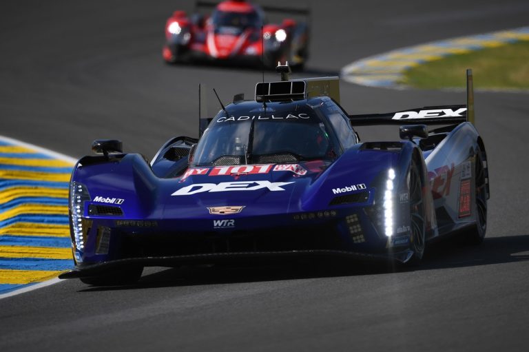 Cadillac toont potentieel op Le Mans, Toyota krijgt tegenslag na crash