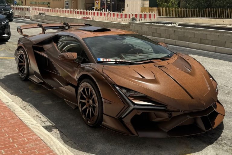 Mansory geeft Lamborghini Revuelto een opvallende marmerlook