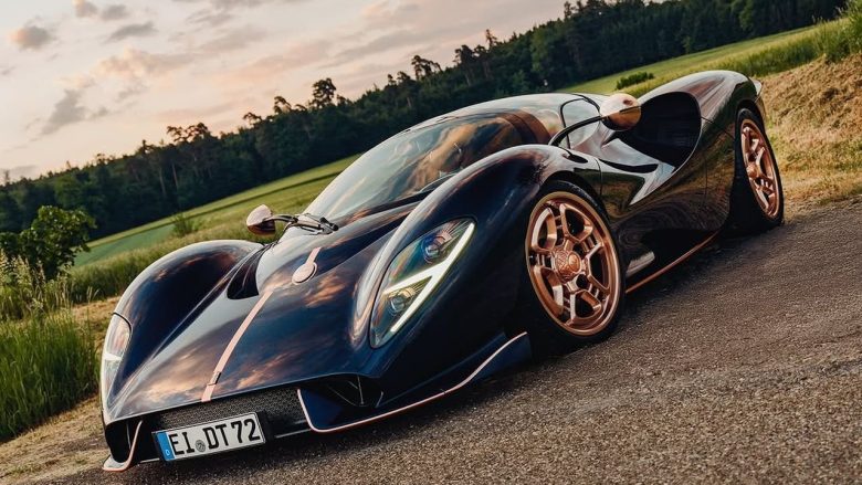 Eerste De Tomaso P72 in 'Aurelian Night' kleurstelling onthuld