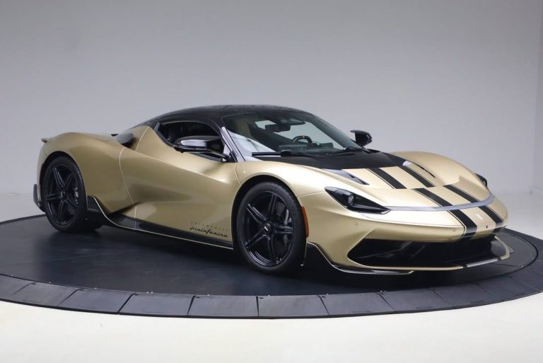Unieke Pininfarina Battista met goudtint en meerprijs van ruim een…