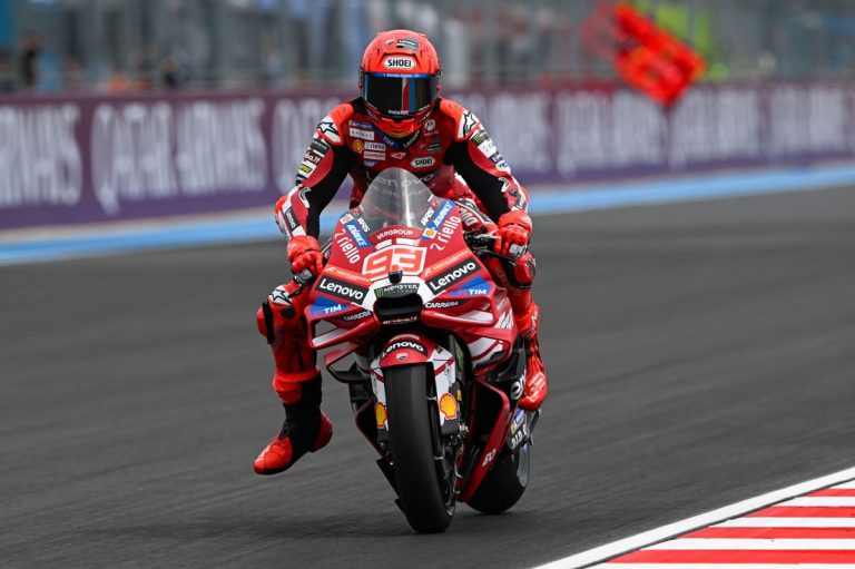 MotoGP Hongarije: Márquez verrast, Acosta bevestigt op Balaton Park